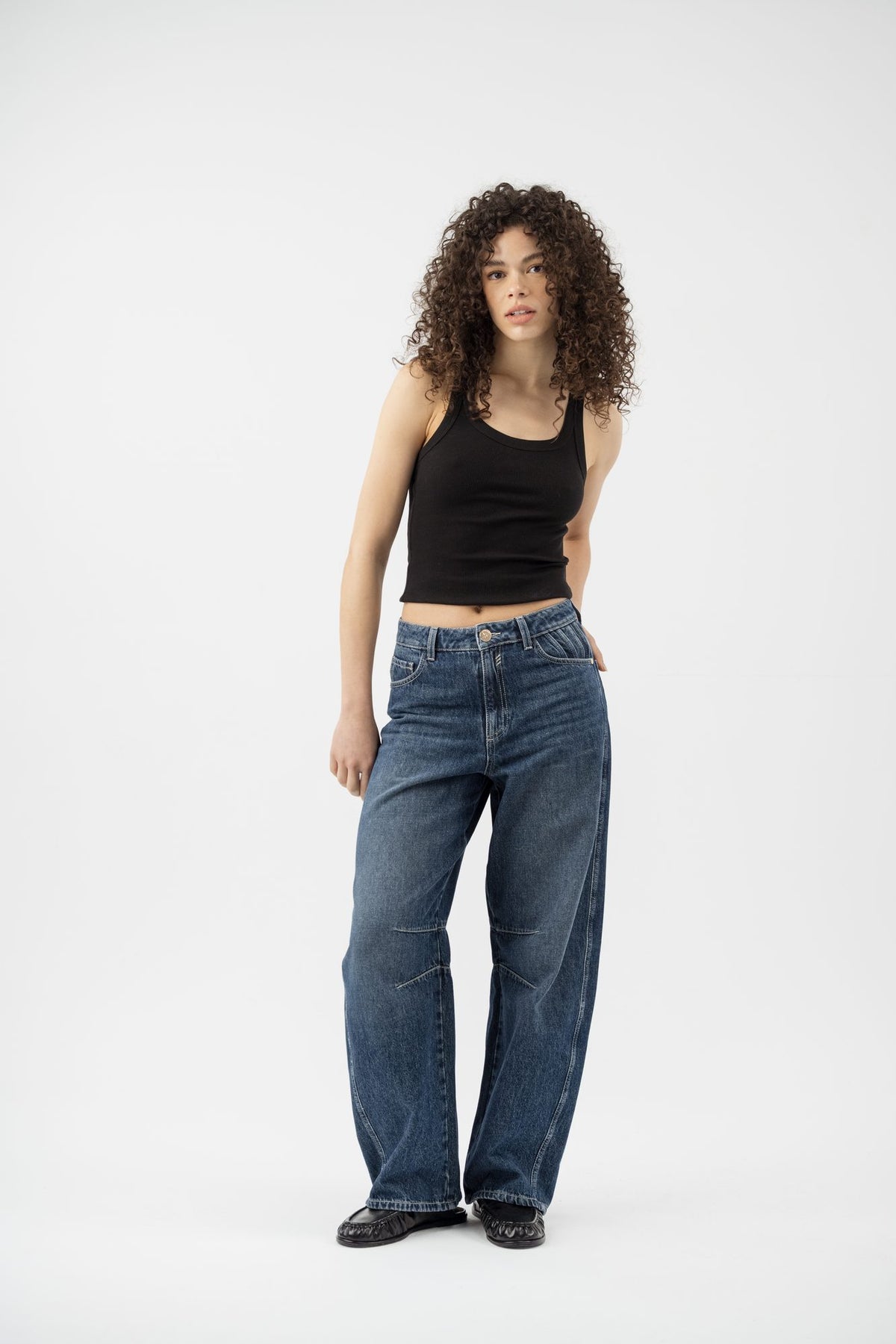 Caroline mid-rise barrel-leg jean in Rinse wash — view 1 | Maison Arca