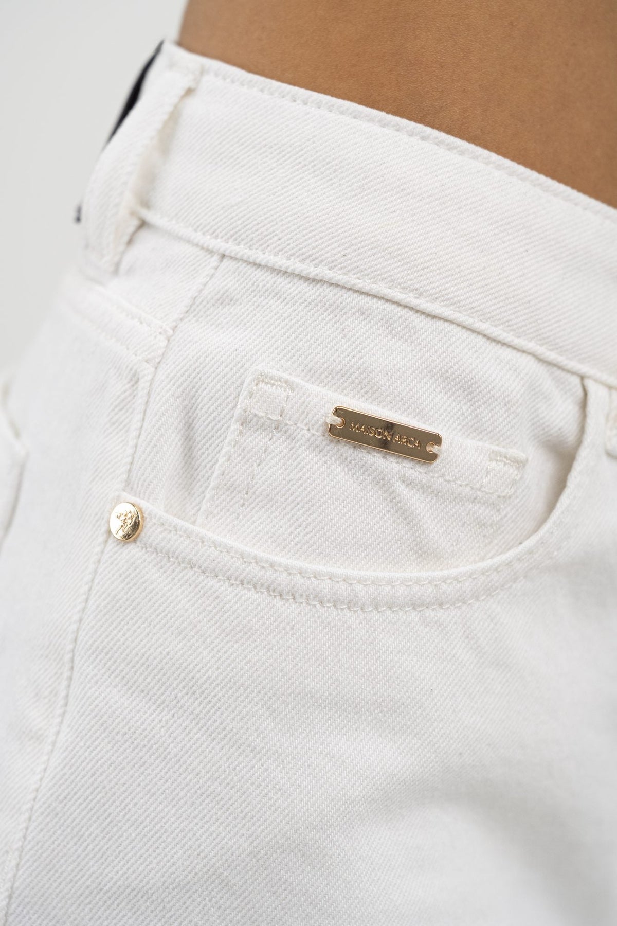Deva denim shorts in White — view 6 | Maison Arca
