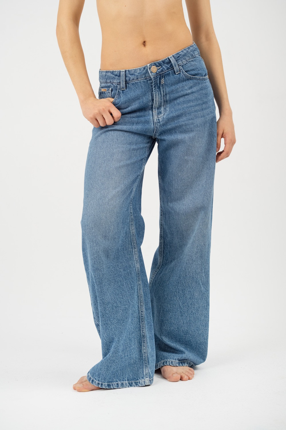 Maison Arca Freya — denim jeans — view 4