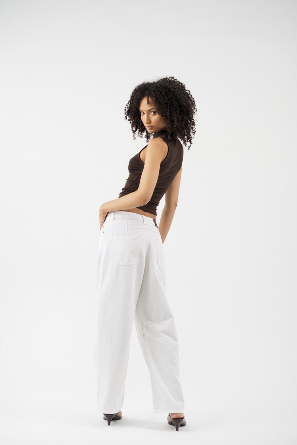 Maison Arca Caroline — denim jeans in White — view 16