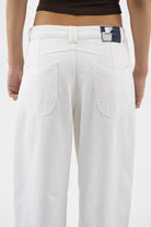 Caroline mid-rise barrel-leg jean in White wash — view 5 | Maison Arca